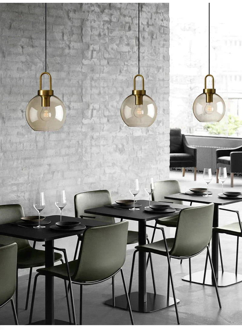 Suspension Industrielle en Verre pour Intérieurs Modernes et Salons