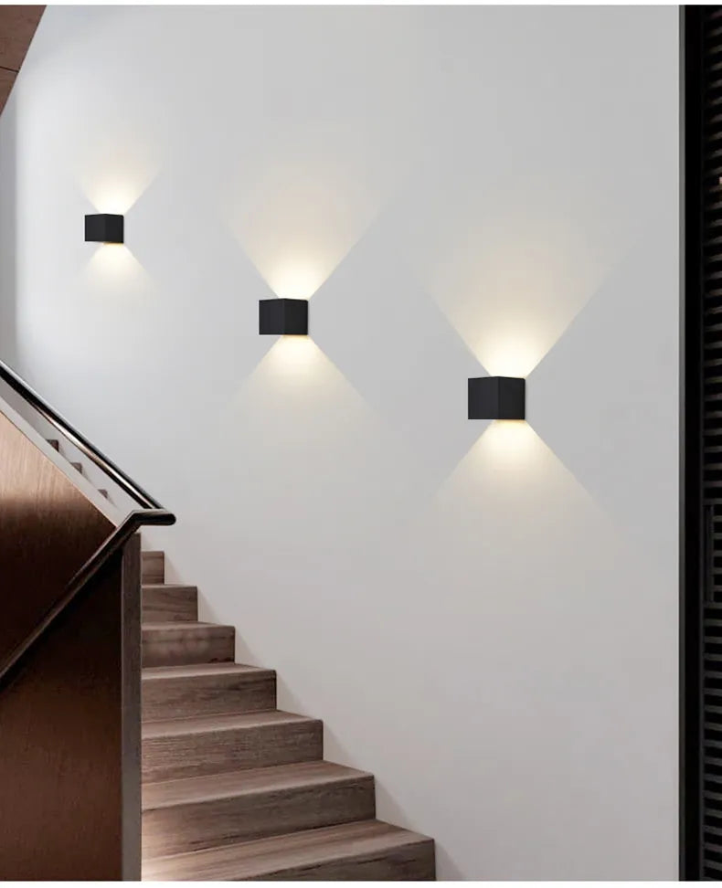 LuminaCube Applique da Parete con Sensore di Movimento per Uso Domestico Facile