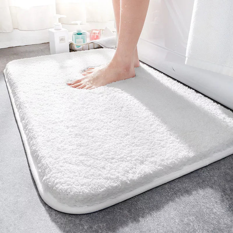 Luxuriously Thick Bathroom Rug With Dense Pile For Everyday Use