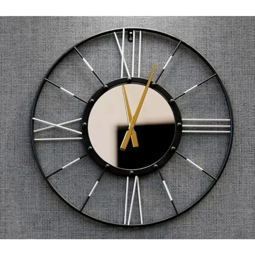 MetalDesign Contemporary Wall Timepiece For Interior Decor