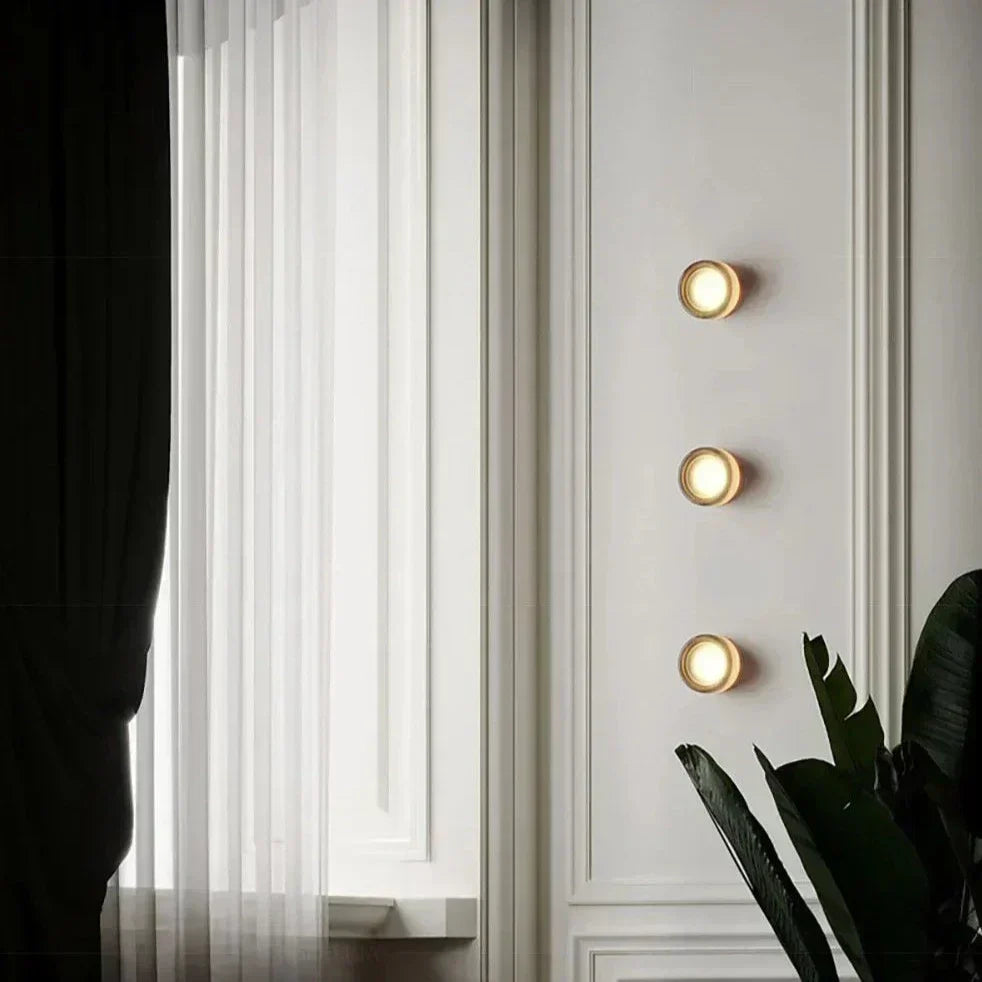 Aurelia Glass Wall Sconce Lamp in Contemporary Style | Fervei