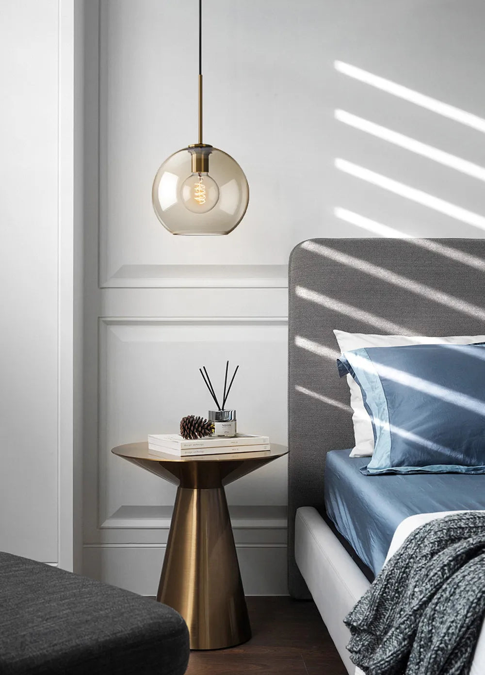 Lampada a sospensione in vetro industriale nordico con LED, stile moderno di lusso