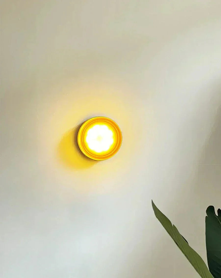 Aurelia Glass Wall Sconce Lamp in Contemporary Style | Fervei