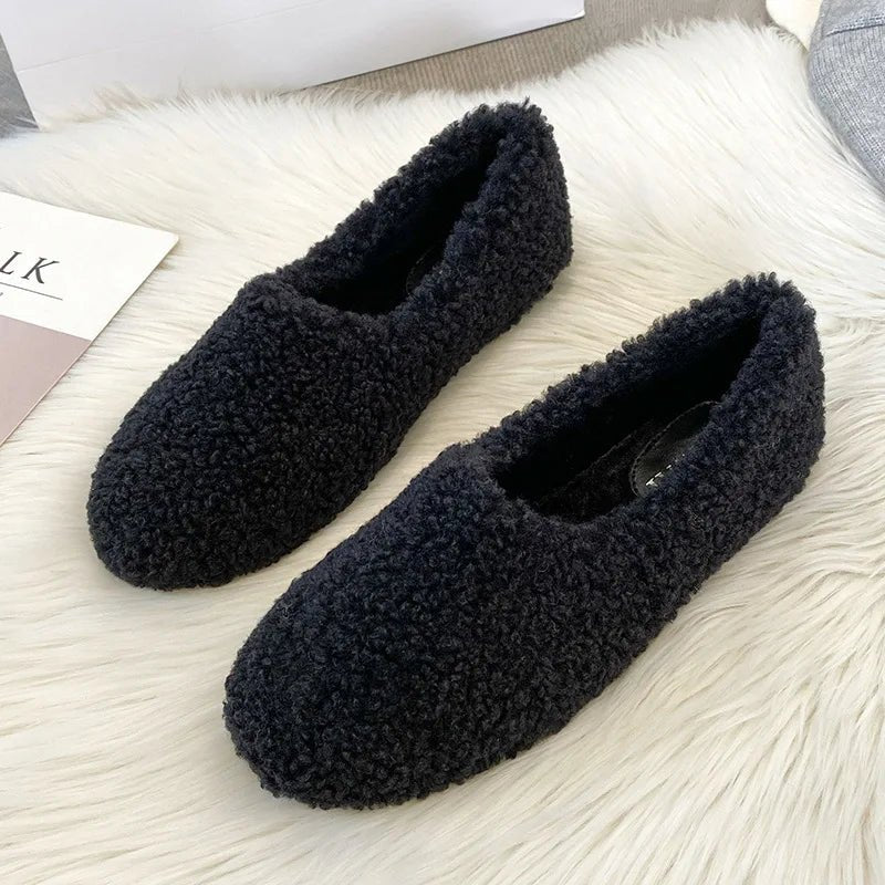 Snow Haven Cozy Women's Winter Slippers With Artificial Wool Lining