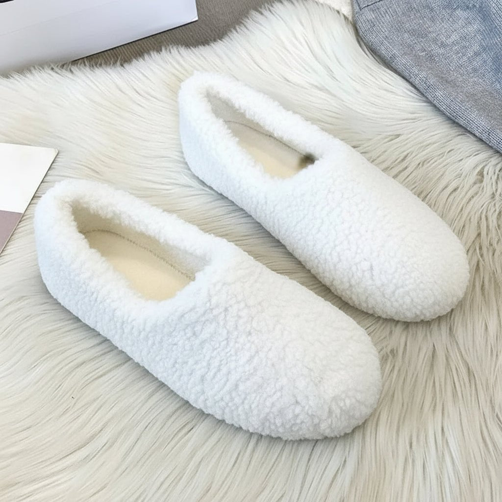 Snow Haven Cozy Women's Winter Slippers With Artificial Wool Lining