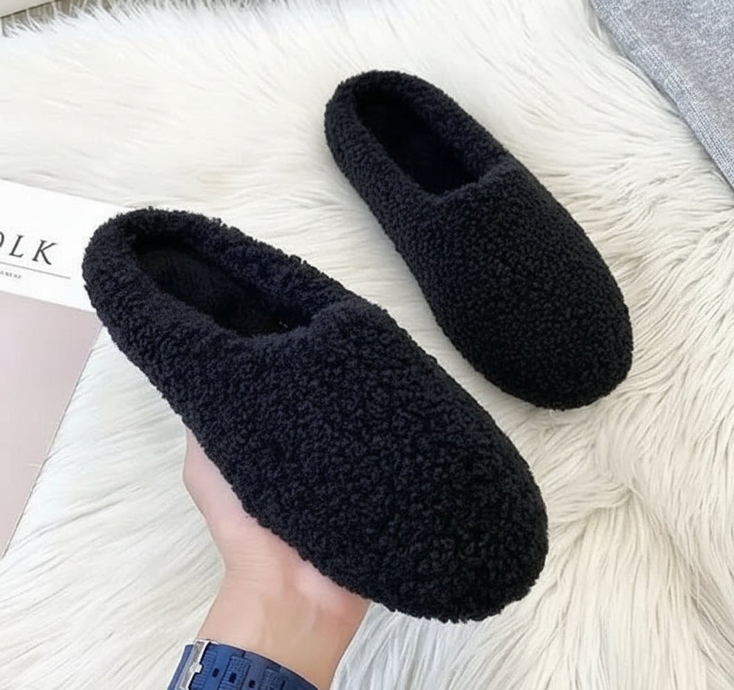 Snow Haven Cozy Women's Winter Slippers With Artificial Wool Lining