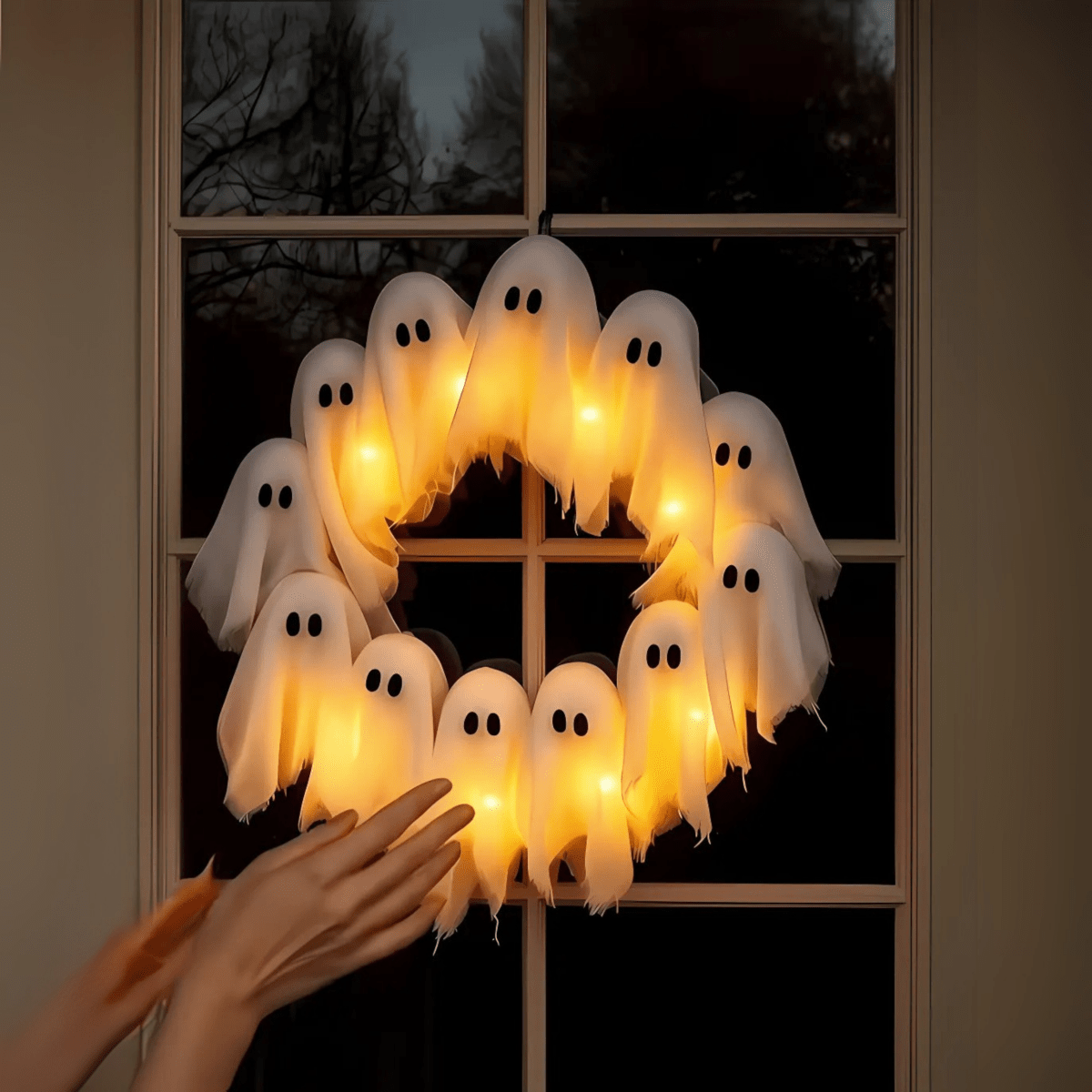 PhantomGlow LED věnec: Strašidelná halloweenová magie pro atmosférickou dekoraci