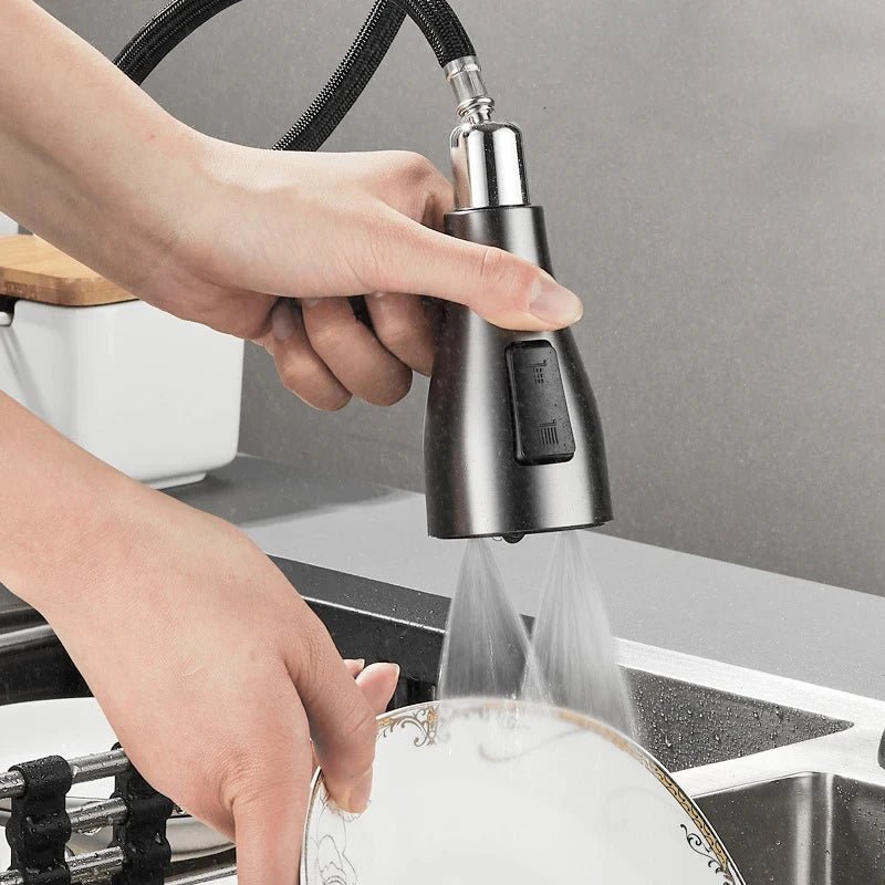 AureaFlow Elegant Kitchen Faucet With Pull Out Function And 360 Degree Rotation