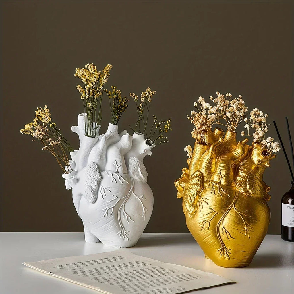 Elvase keramisk vase i hjerteform til elegant hjemmeaccent