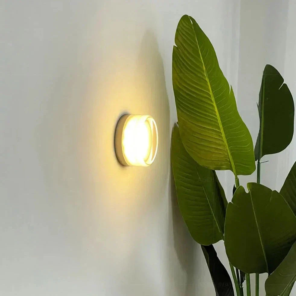 Aurelia Glass Wall Sconce Lamp in Contemporary Style | Fervei