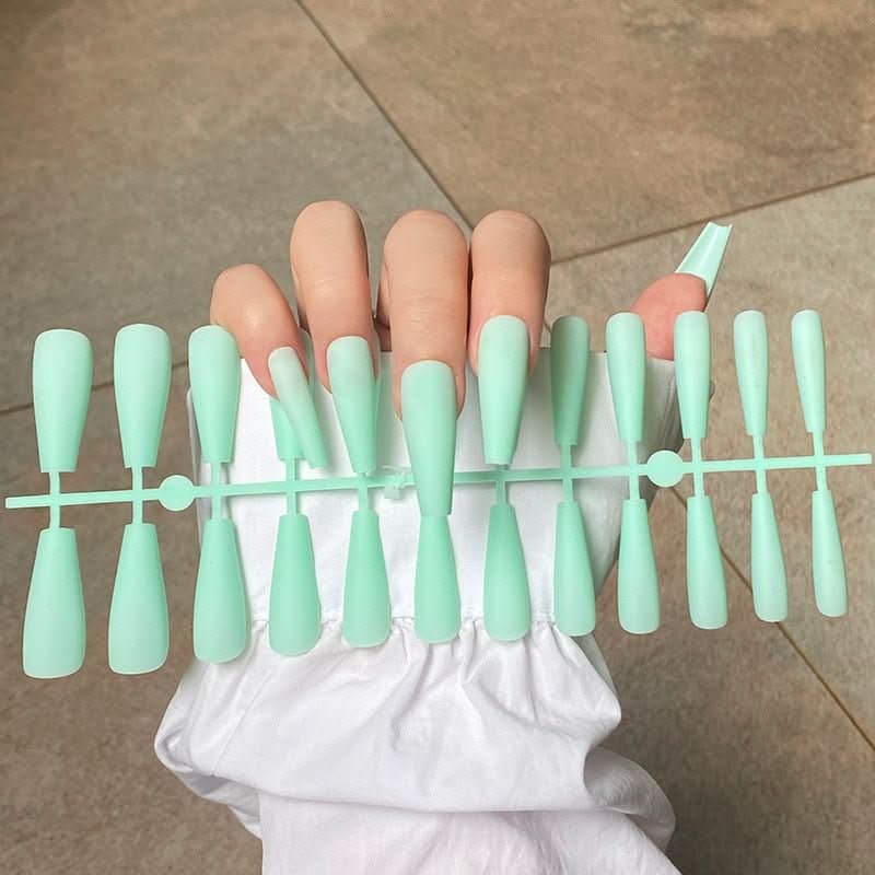LuxeNail Matte Press-On Nails Elegant Artificial Nails In 13 Colours