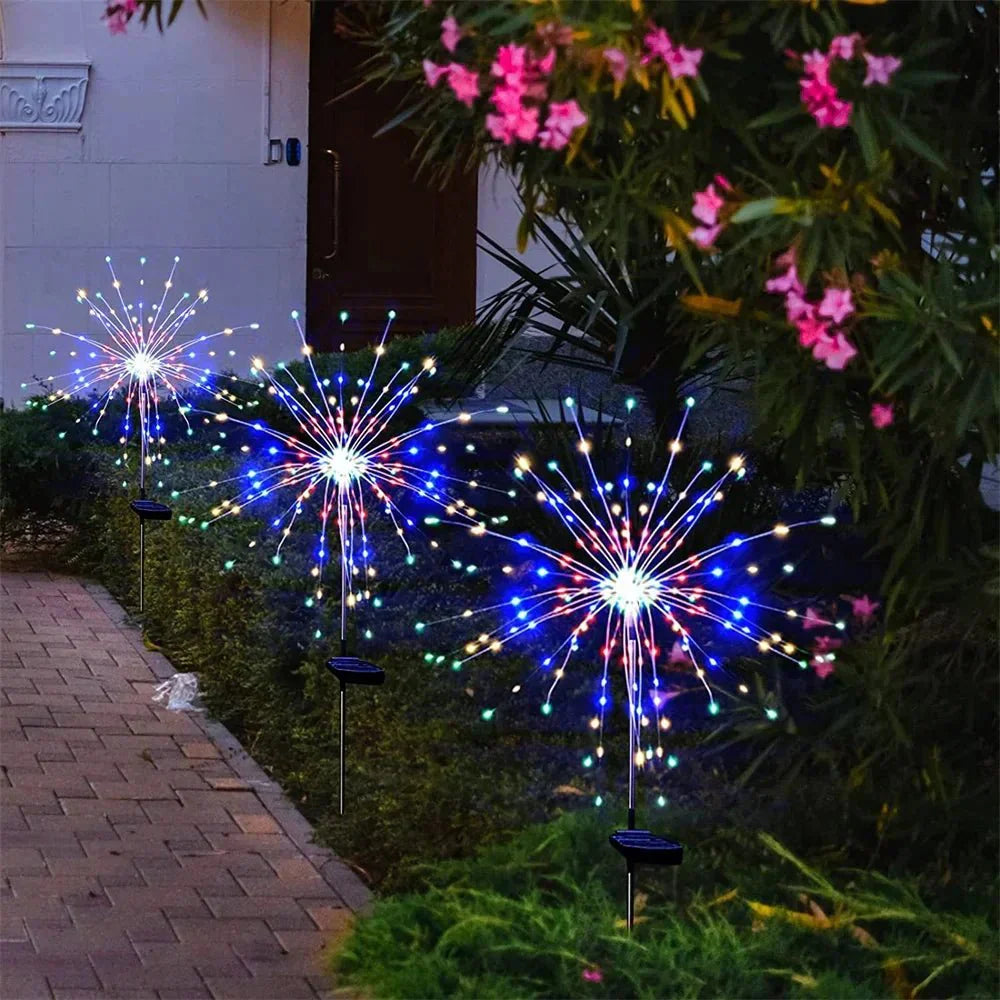 Solar-Gartenlampe mit eleganten LED-Feuerwerkslichtern für den Außenbereich IP65 Solarbetrieben