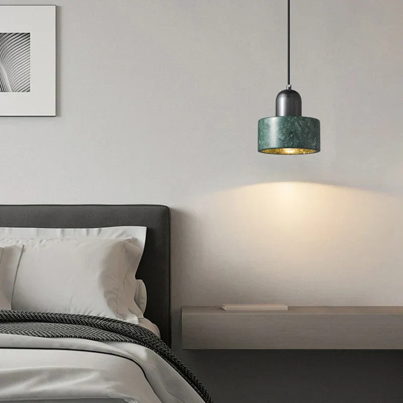 Lampada a Sospensione Alderfield in Rame e Marmo per Ambienti Moderni