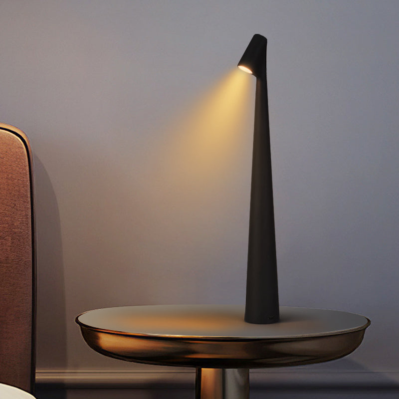 Kablosuz LED'li Nordic Minimalist Okuma ve Yemek Masası Lambası