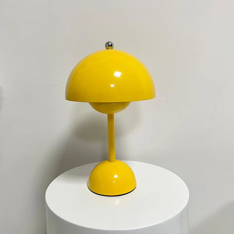 FjordLux Minimalist LED Desk Light For Modern Workspaces