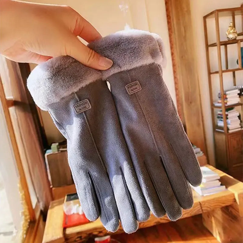 Pink Fleece Lined Winter Gloves For Warm Comfort And Style