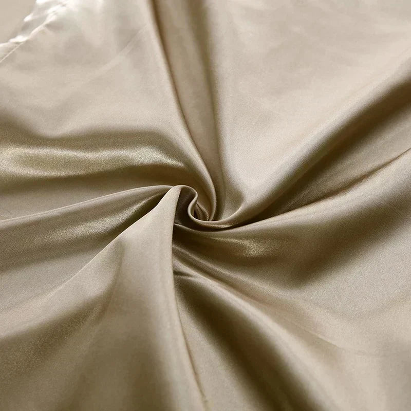 Premium Silk Bedding Set Exuding Luxury And Timeless Elegance