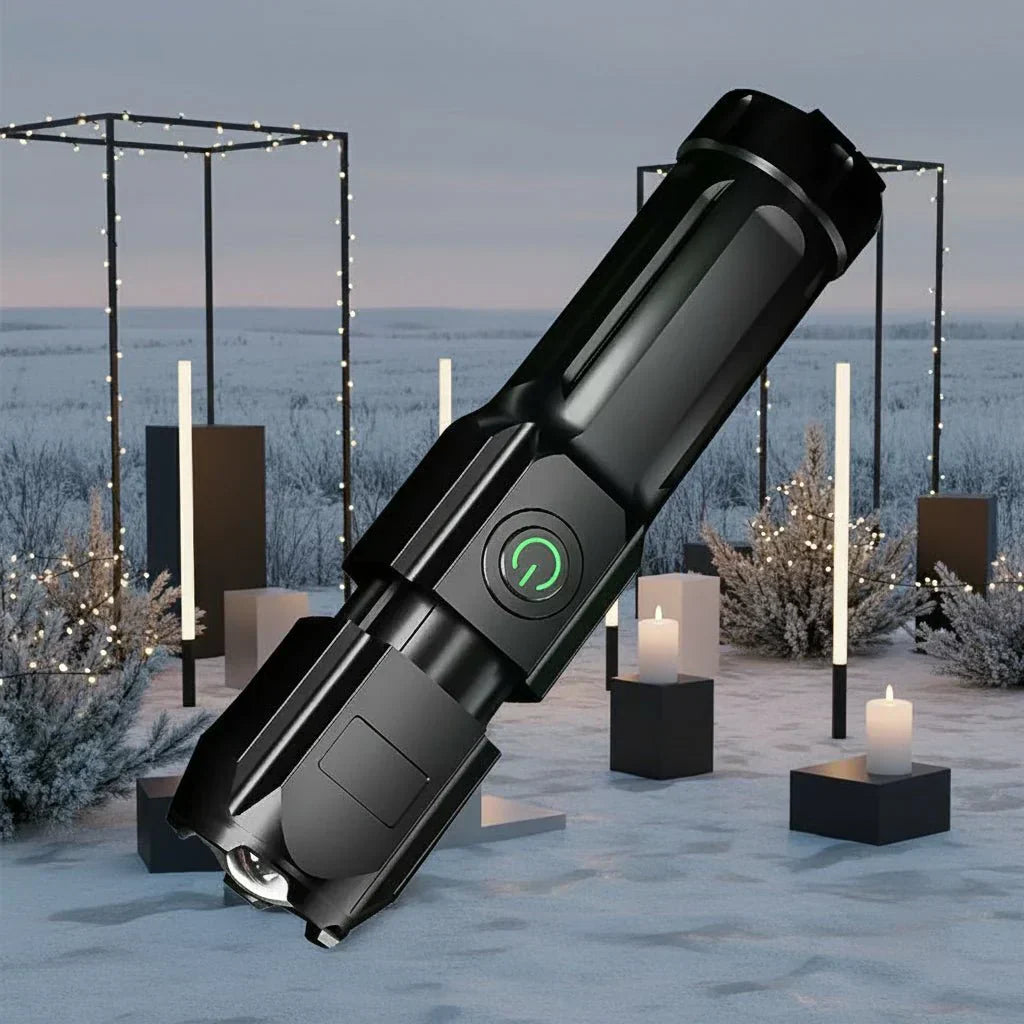 NovaBeam Výkonná LED Svítilna s 100000 lumeny, USB Nabíjením, Vodotěsným a Zoom Designem