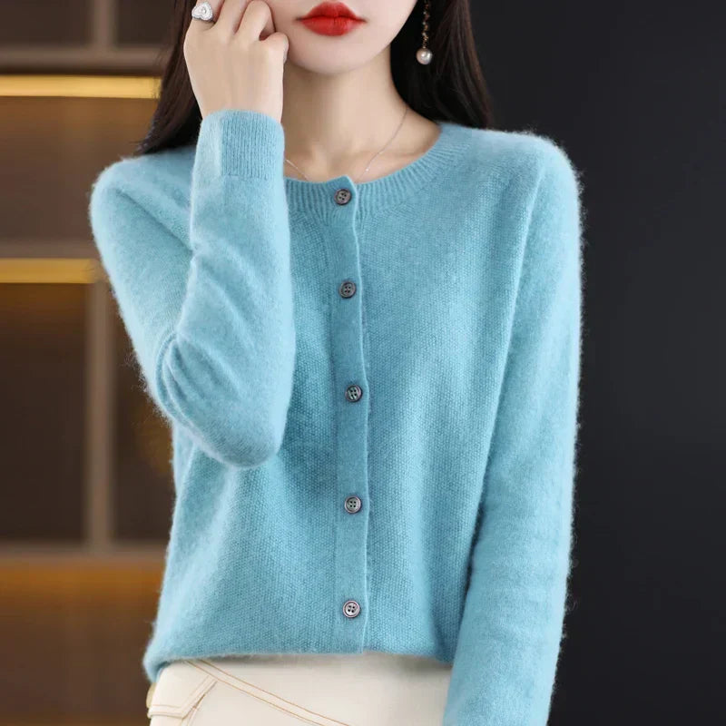 Sweter z wełny merino Nalani z guzikami