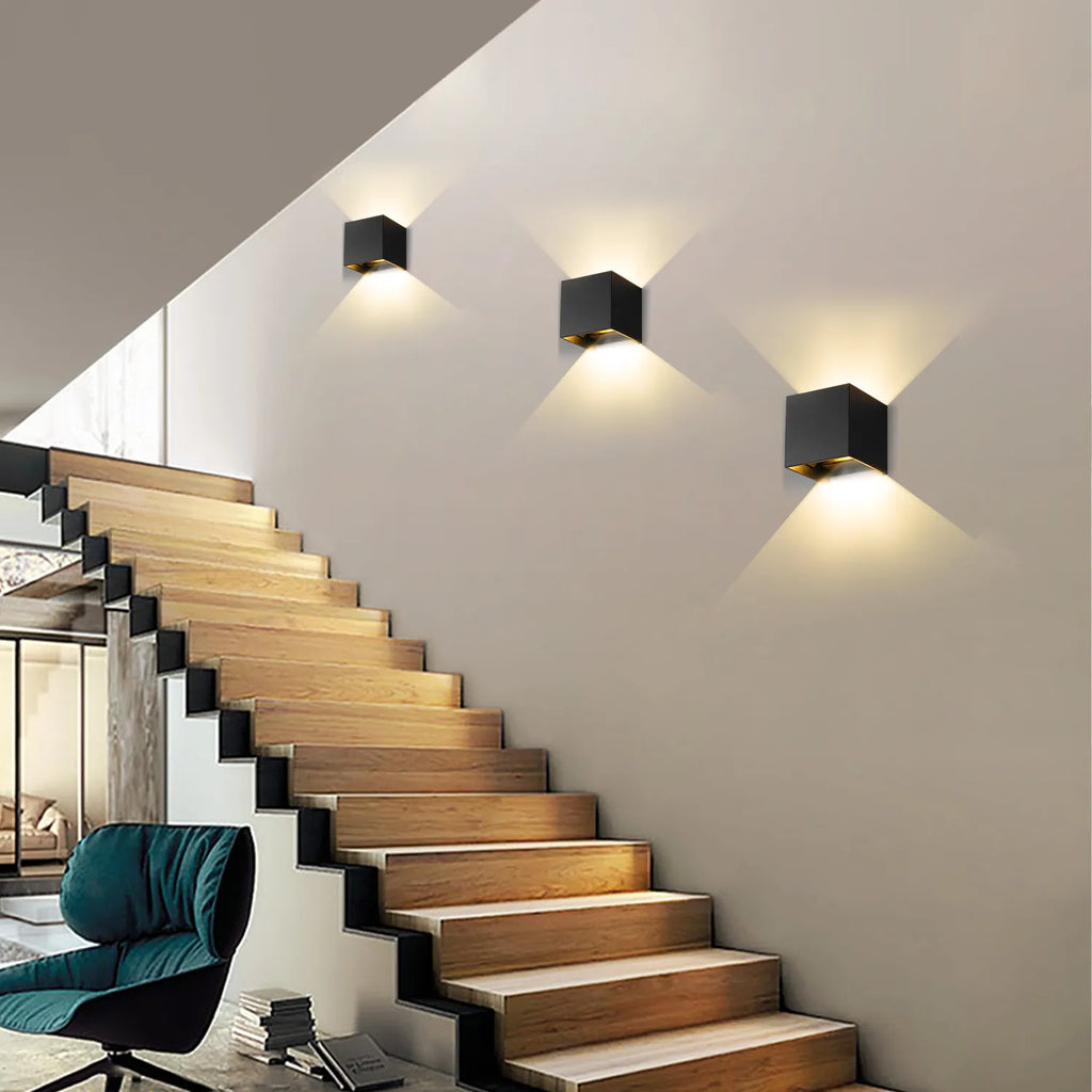 LuminaCube Applique da Parete con Sensore di Movimento per Uso Domestico Facile
