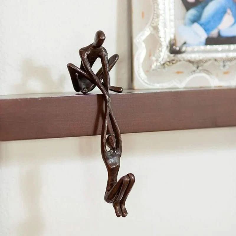 Endless Heart Resin Sculpture For Love And Balance