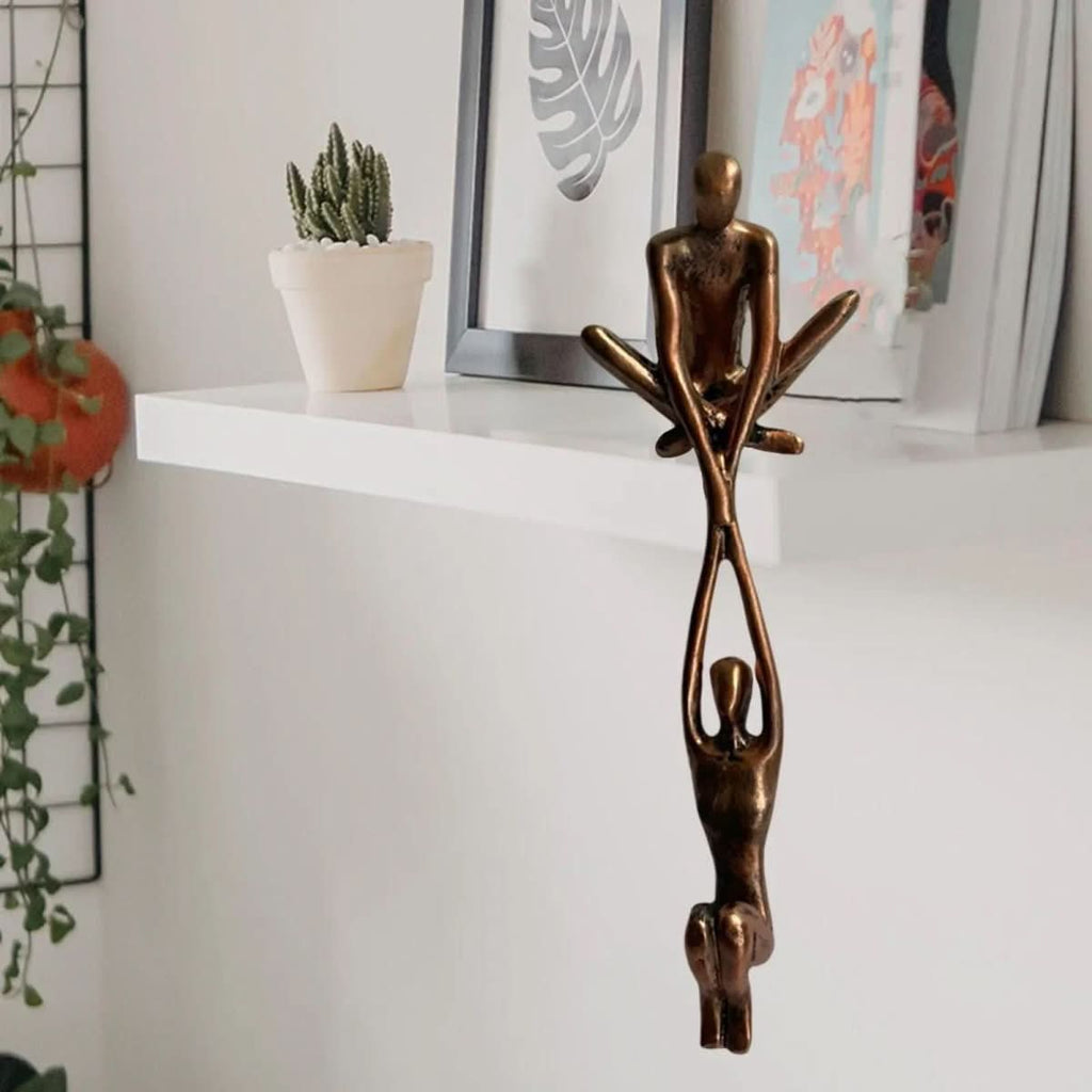 Endless Heart Resin Sculpture For Love And Balance