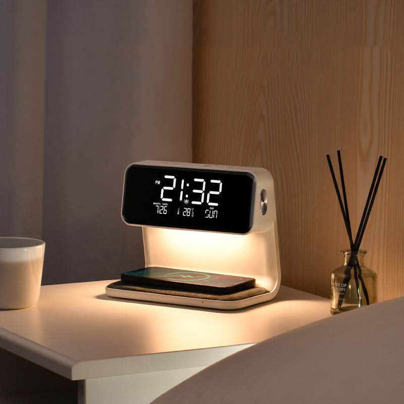 LumaClock Klar LCD Vækkeur med Dæmpningsfunktion