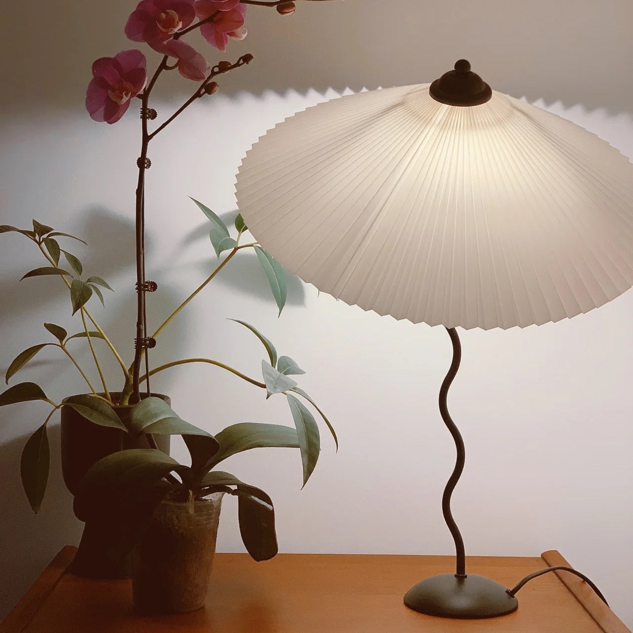 Lumora | Wave Pattern Light