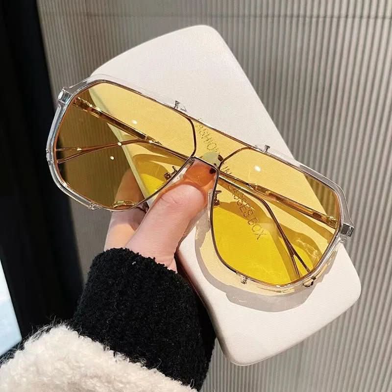 Bold Square Shade Sunglasses For Women With UV400 And Colour Changing Lenses
