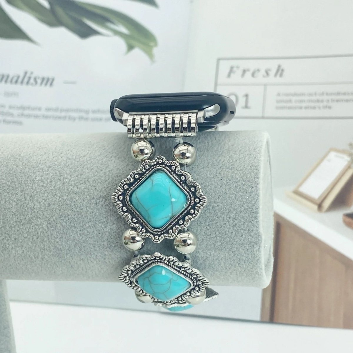 LunaVale Boho-Chic Bracelet For Smartwatches With Noble Turquoise Detail