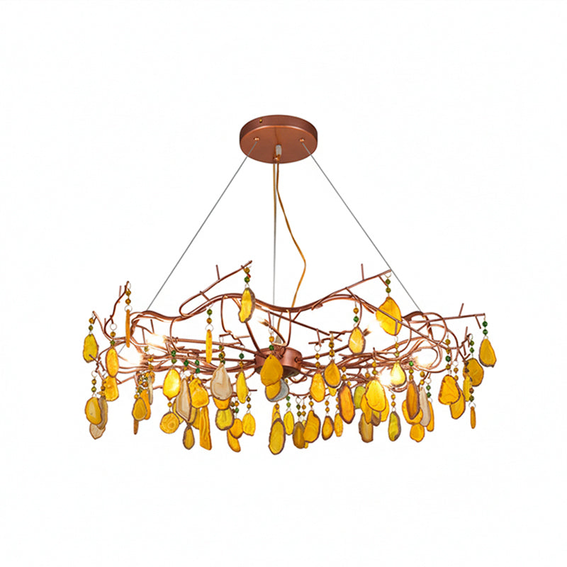 Lampadario a goccia con pietra naturale e struttura in oro rosa, illuminazione classica per villa