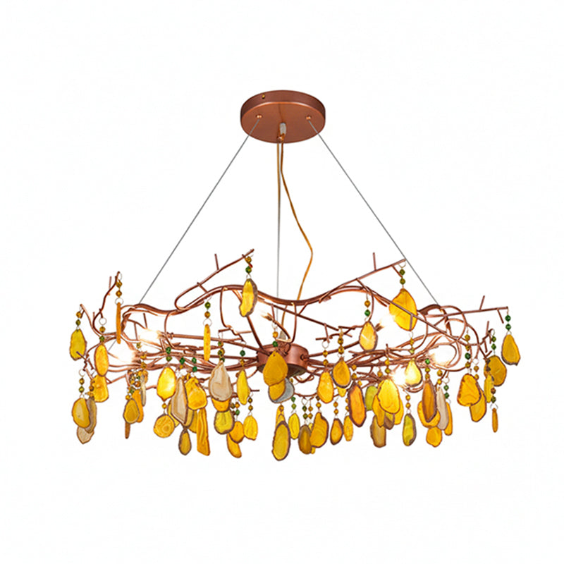 Lampadario a goccia con pietra naturale e struttura in oro rosa, illuminazione classica per villa