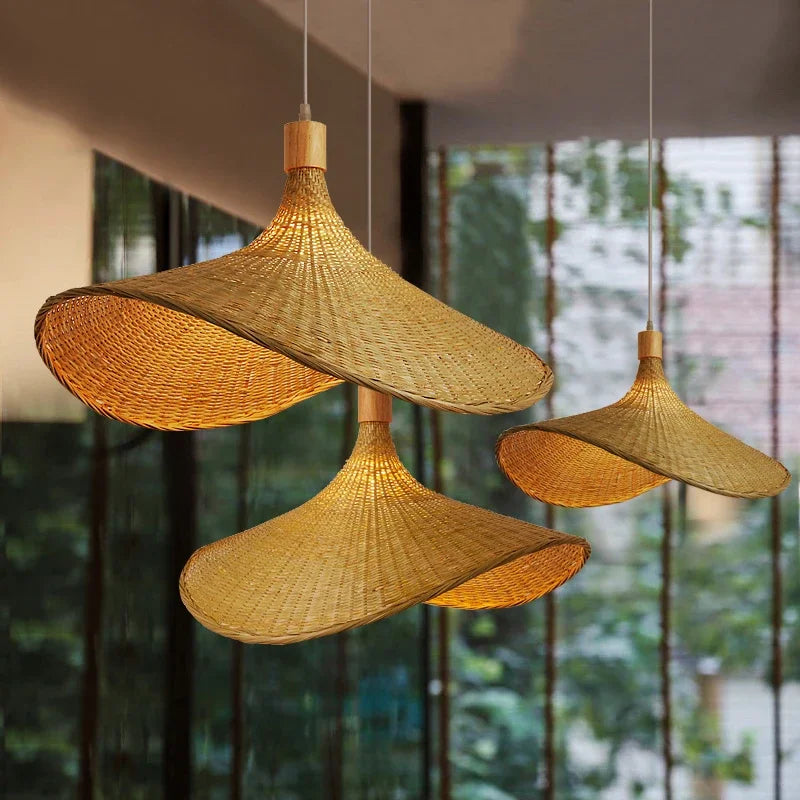 LumaWeave bambusová proutěná závěsná lampa s měkkým osvětlením