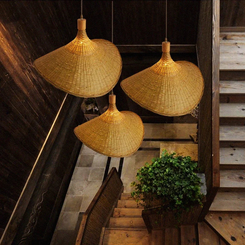 LumaWeave bambusová proutěná závěsná lampa s měkkým osvětlením