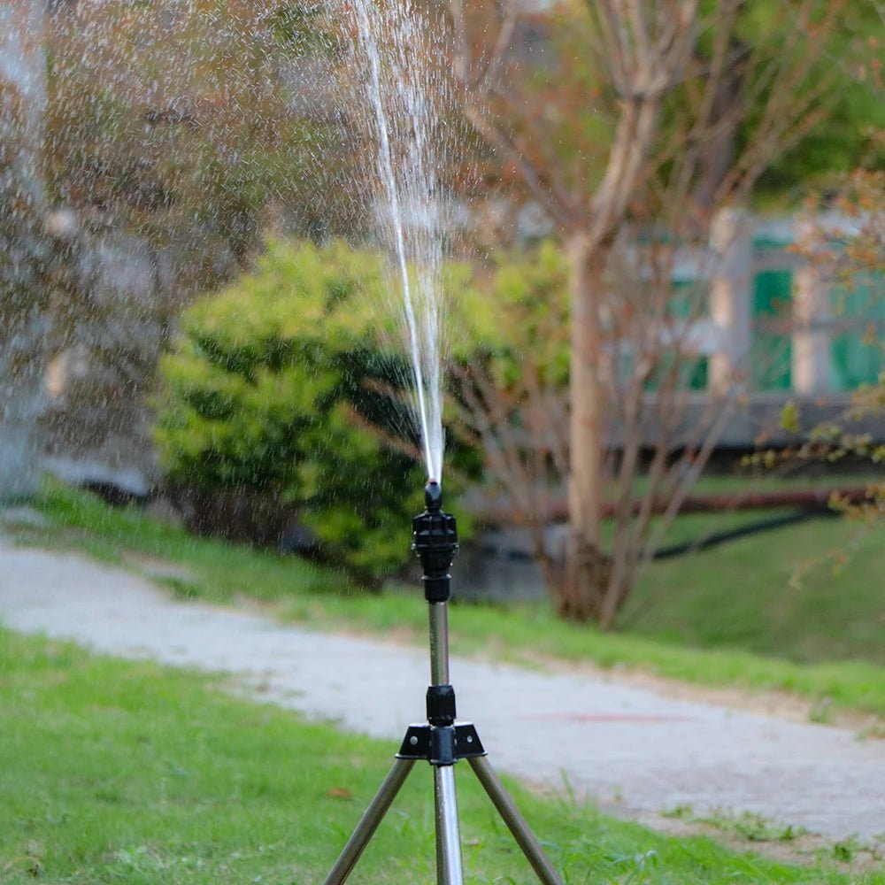 AquaSpan 180-Grad Gartensprinkler für gleichmäßige Wasserverteilung