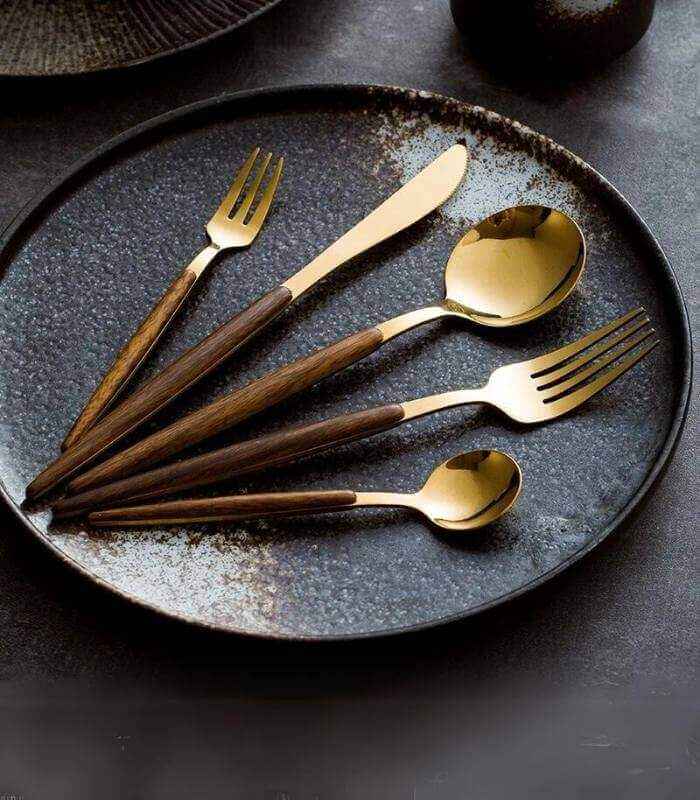 Posate Premium TerraLuxe in Acciaio Inox con Dettaglio in Legno