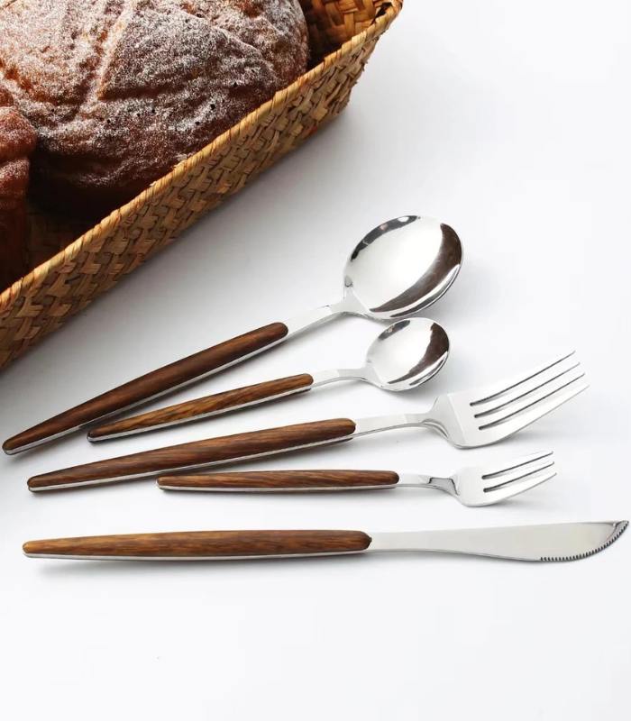 Posate Premium TerraLuxe in Acciaio Inox con Dettaglio in Legno