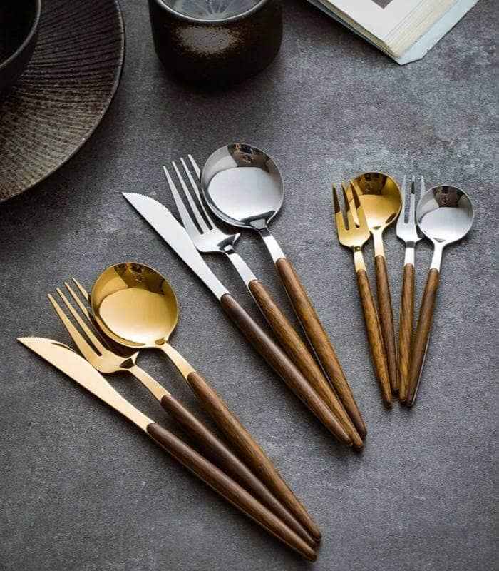 Posate Premium TerraLuxe in Acciaio Inox con Dettaglio in Legno