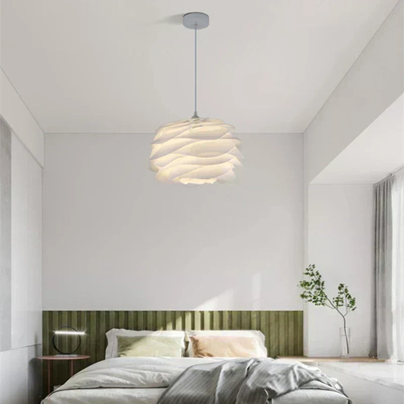Křišťálové stropní svítidlo AstraPetal pro elegantní interiéry