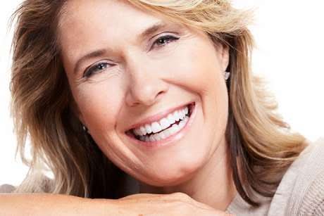 LuminDent Denture With White Dental Lenses For Aesthetic Smile
