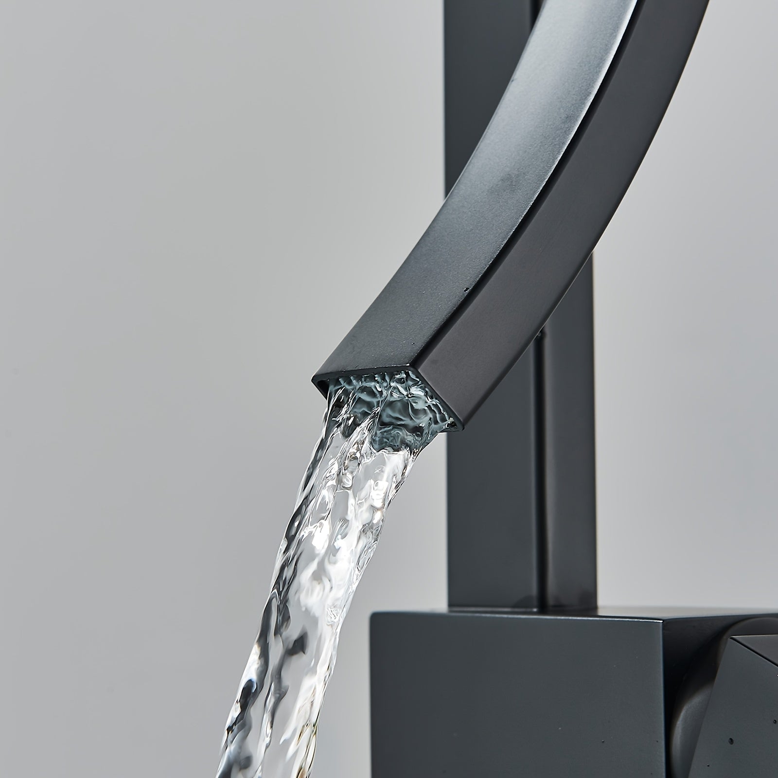 Modern Waterfall Basin Faucet