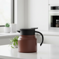 Teiera Isolata AstraTea con Filtro in Acciaio Inossidabile e Tè Caldo o Freddo in Ceramica