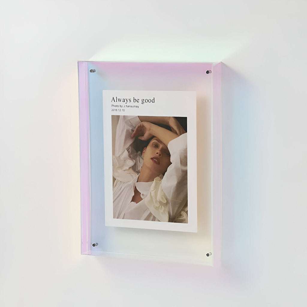 AcryGlow – läpinäkyvä valokuvakehys modernilla minimalistisella designilla