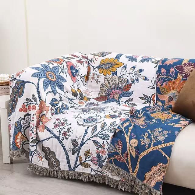 Coperta MEADOWNEST in cotone rustico con motivo floreale e design reversibile
