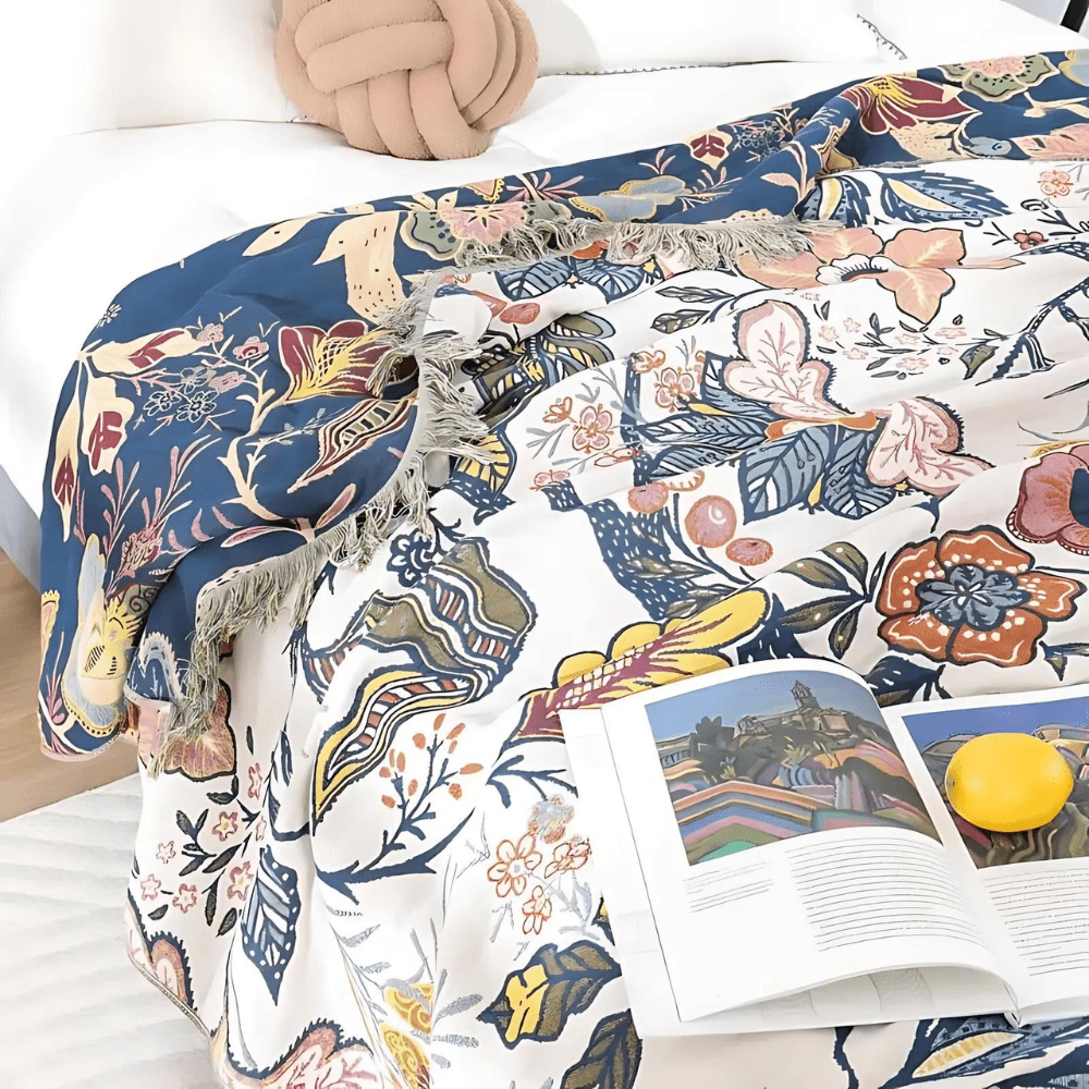 Coperta MEADOWNEST in cotone rustico con motivo floreale e design reversibile