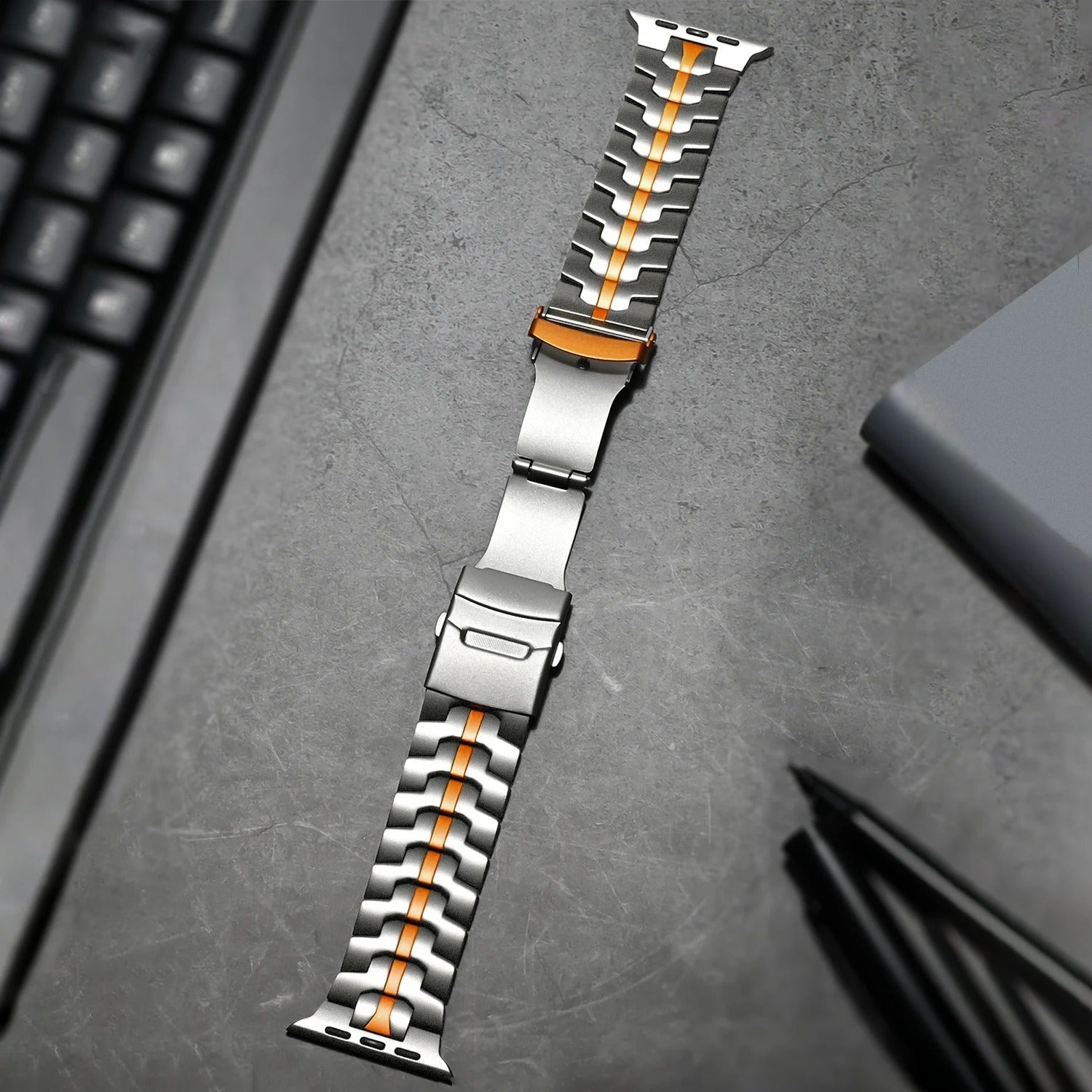 Luksusowa tytanowa opaska Keith Lane do urządzeń Apple Watch