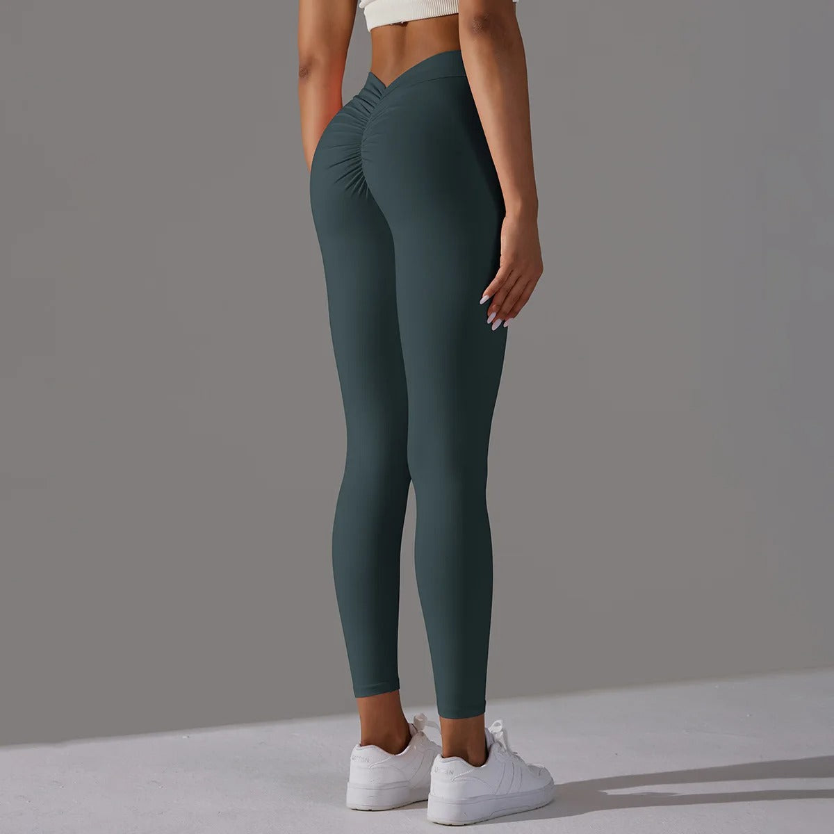Leggings taille haute V-Back pour femmes avec silhouette classique