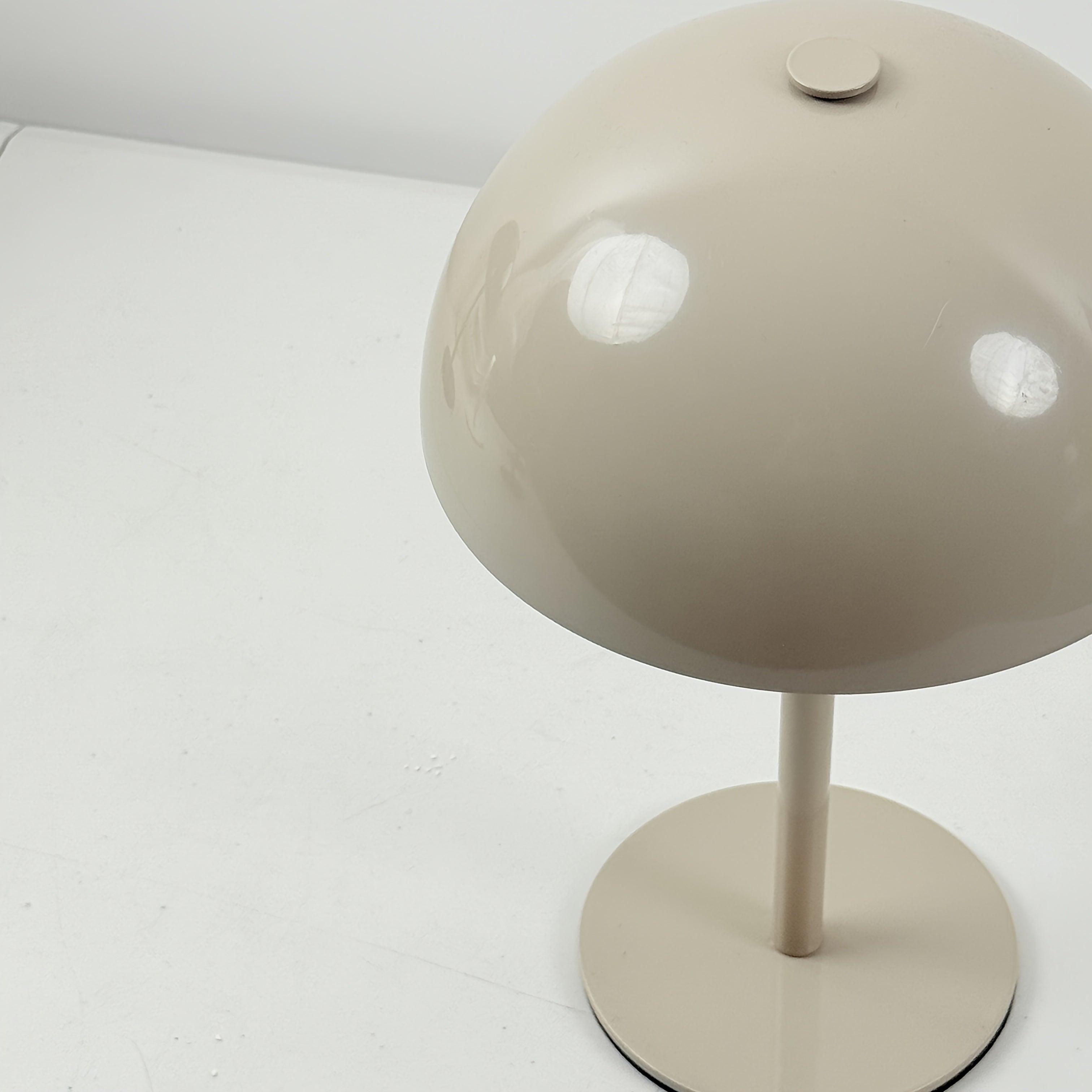 Trådløs berøringsbordlampe