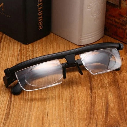 Einstellbare Brille für Nah- und Fernsicht