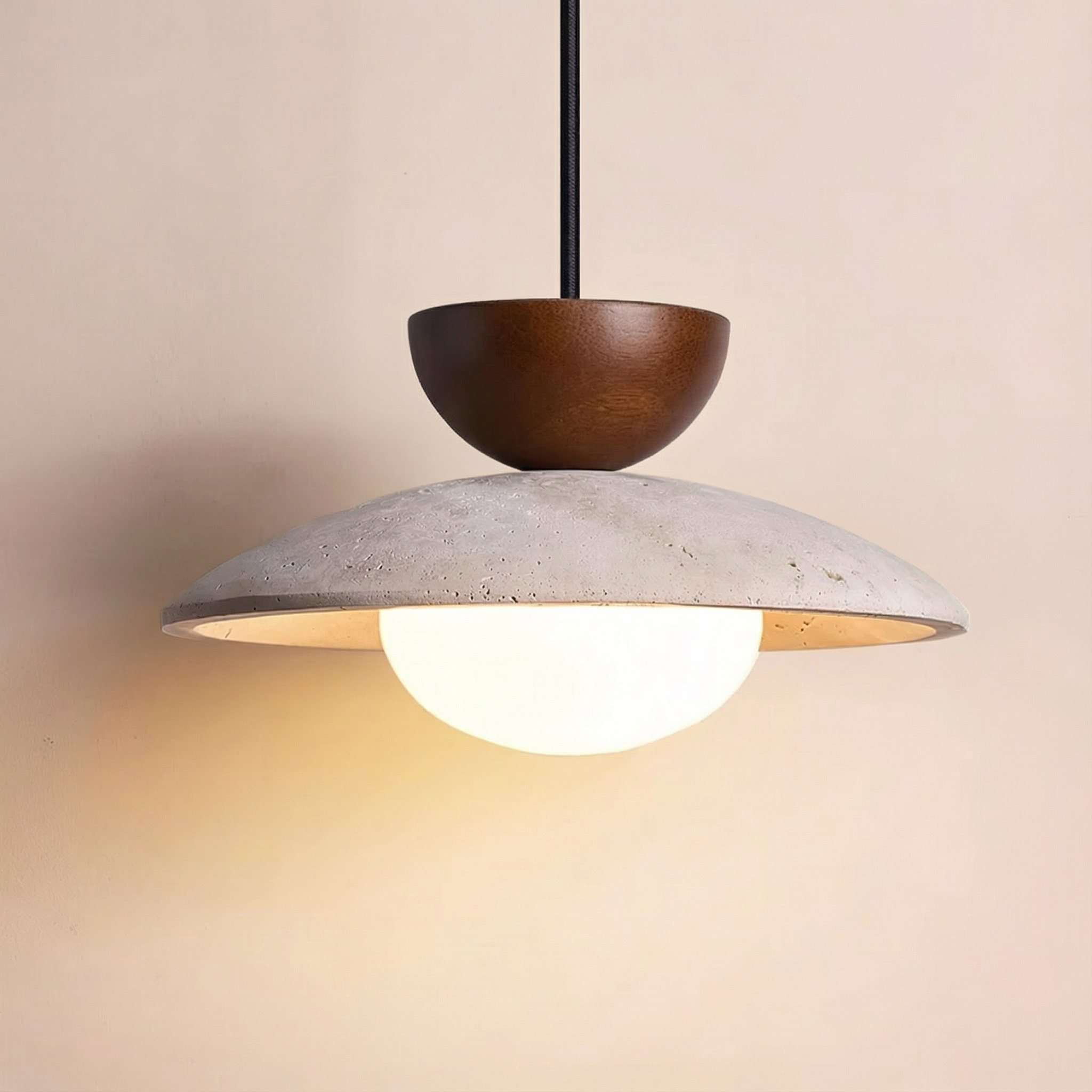 Lampada a Sospensione LumenOak con Legno Naturale e Vetro per Cucina